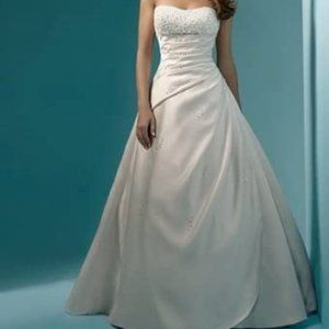 Alfred Angelo Wedding dress Sizes 6-12